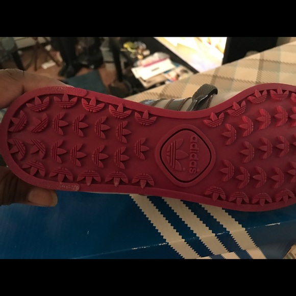 Adidas Samoa - Picture 2 of 2