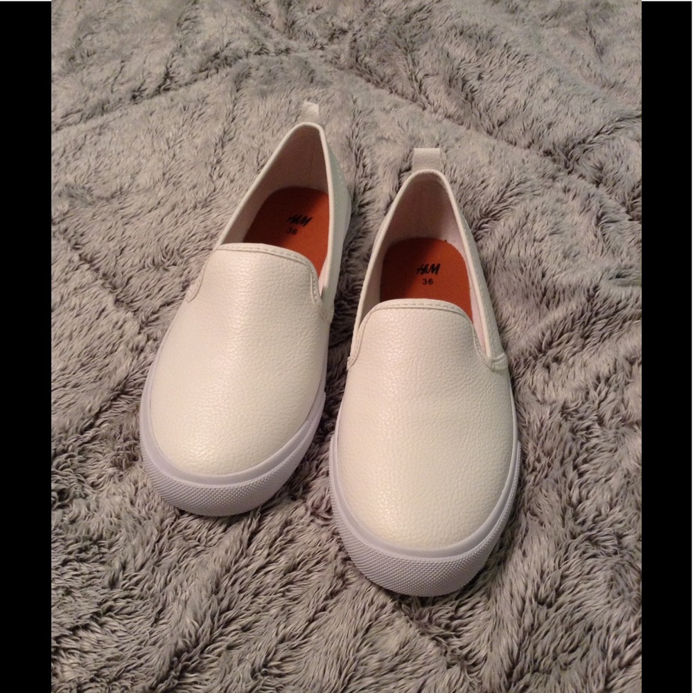 H&M slip on sneakers
