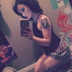 Meet your Posher, Victoria