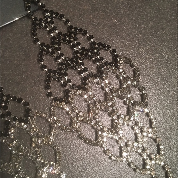 bebe Earrings - Picture 6 of 8