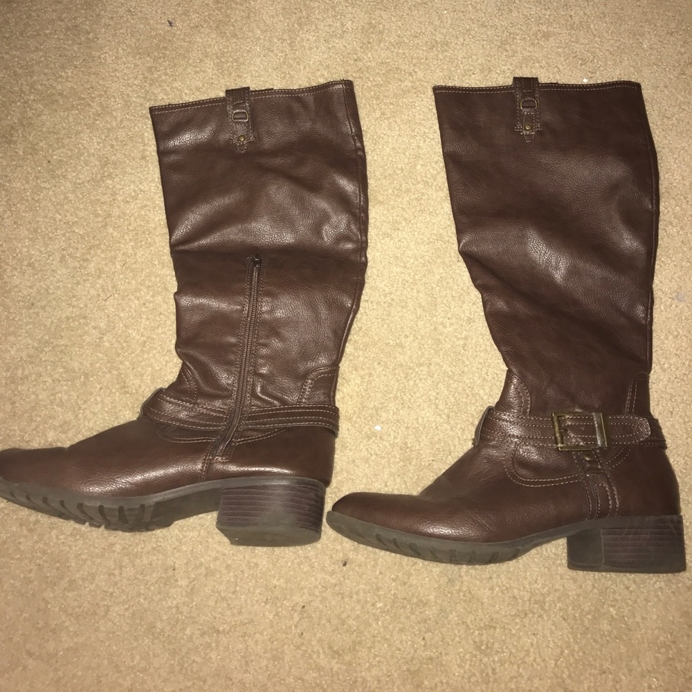 brown riding boots
