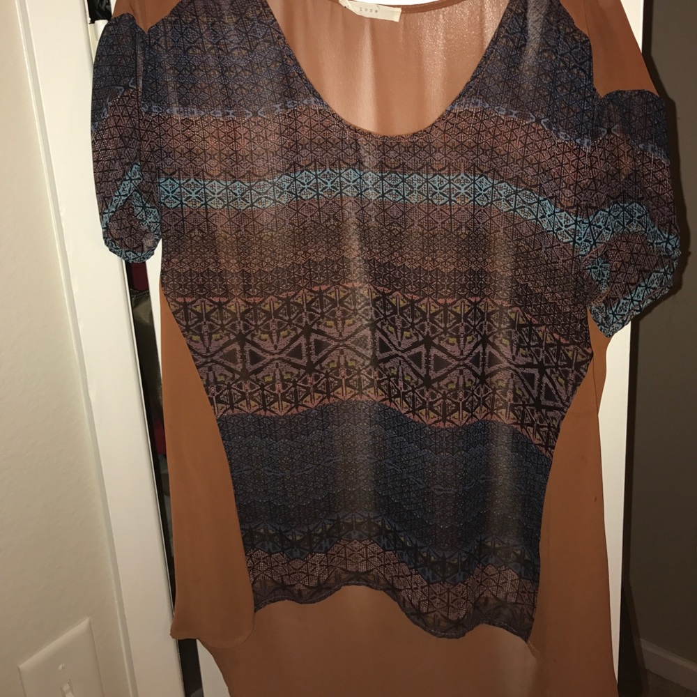 Lush flowy top
