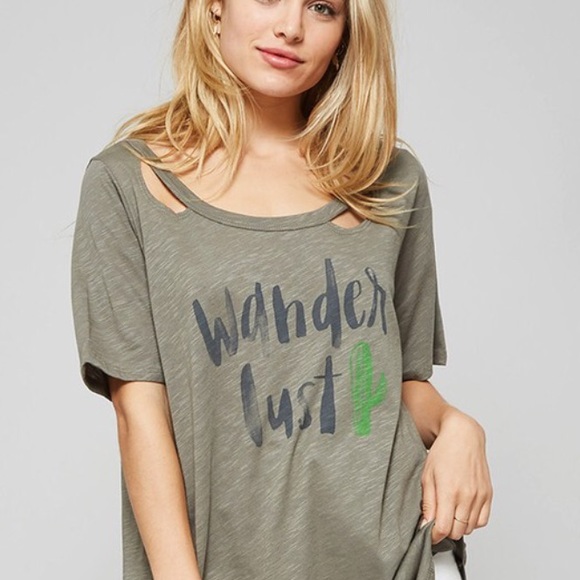 SMALL Wanderlust tee - Picture 2 of 2