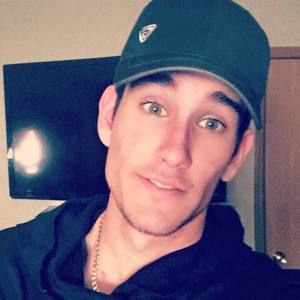 Meet your Posher, Charly