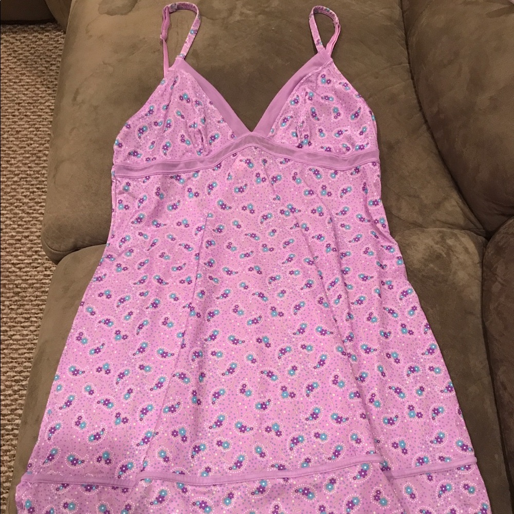 Adorable Victoria's Secret floral nightie