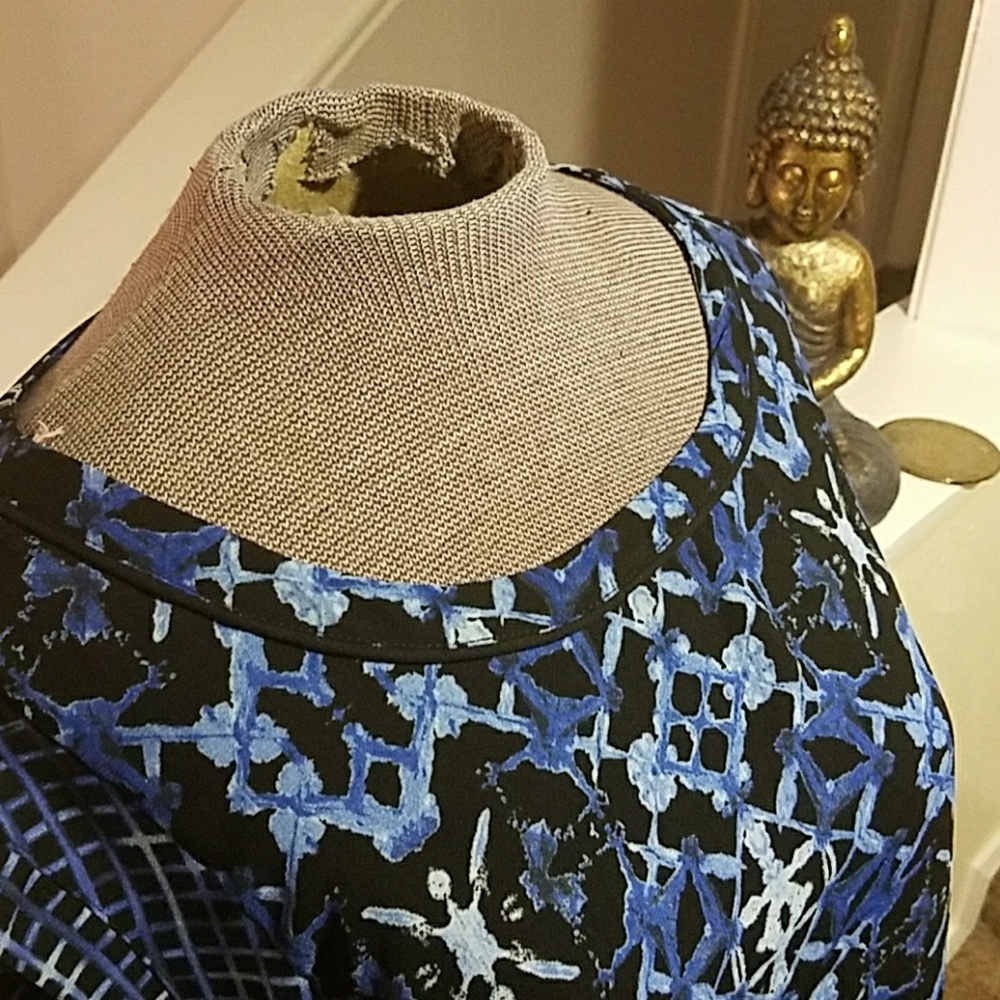 Geometric top - Picture 4 of 8