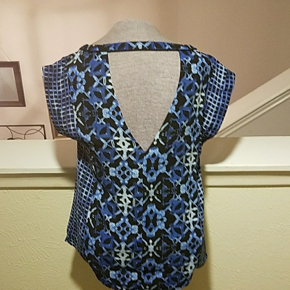 Geometric top - Picture 6 of 8