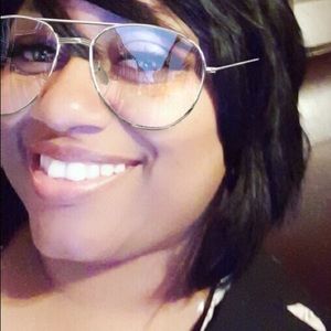 Meet your Posher, Lashonda