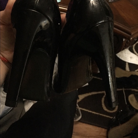 Stuart Weizman size 8 - Picture 3 of 3