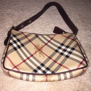 Burberry Pochette Handbag