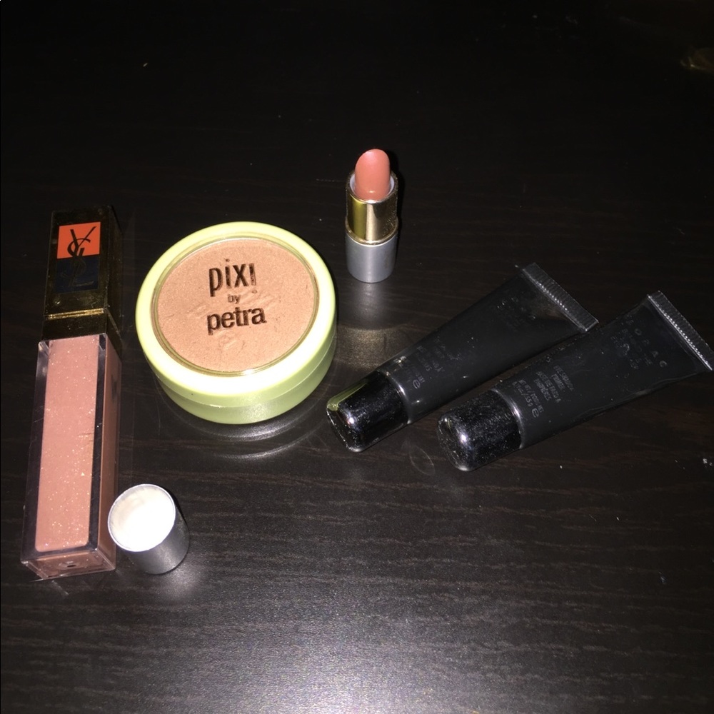Mini Makeup Bundle