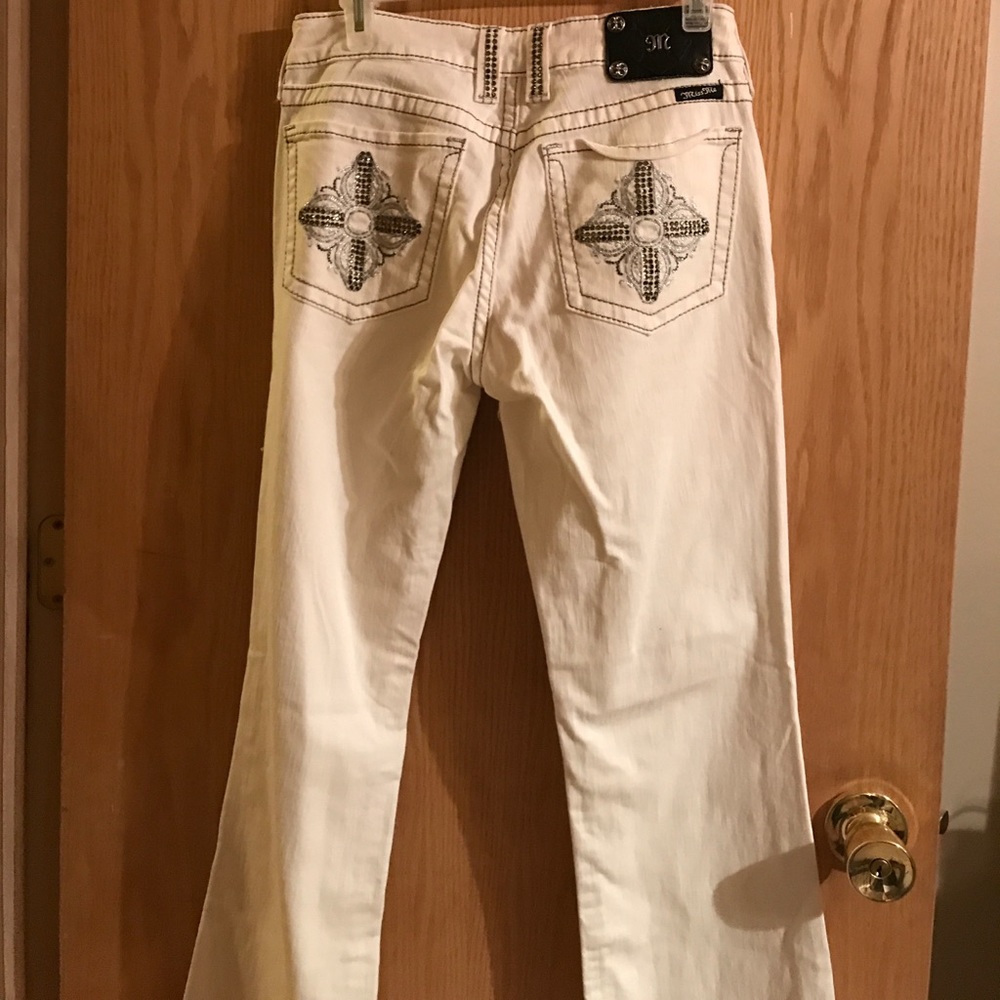 White Jeans