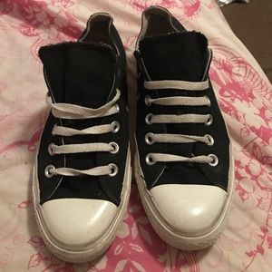 Black And White Sneakers 👟