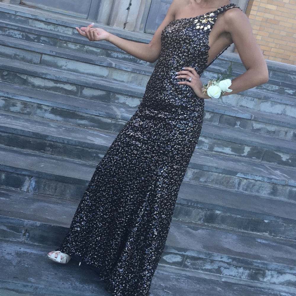 Prom dress