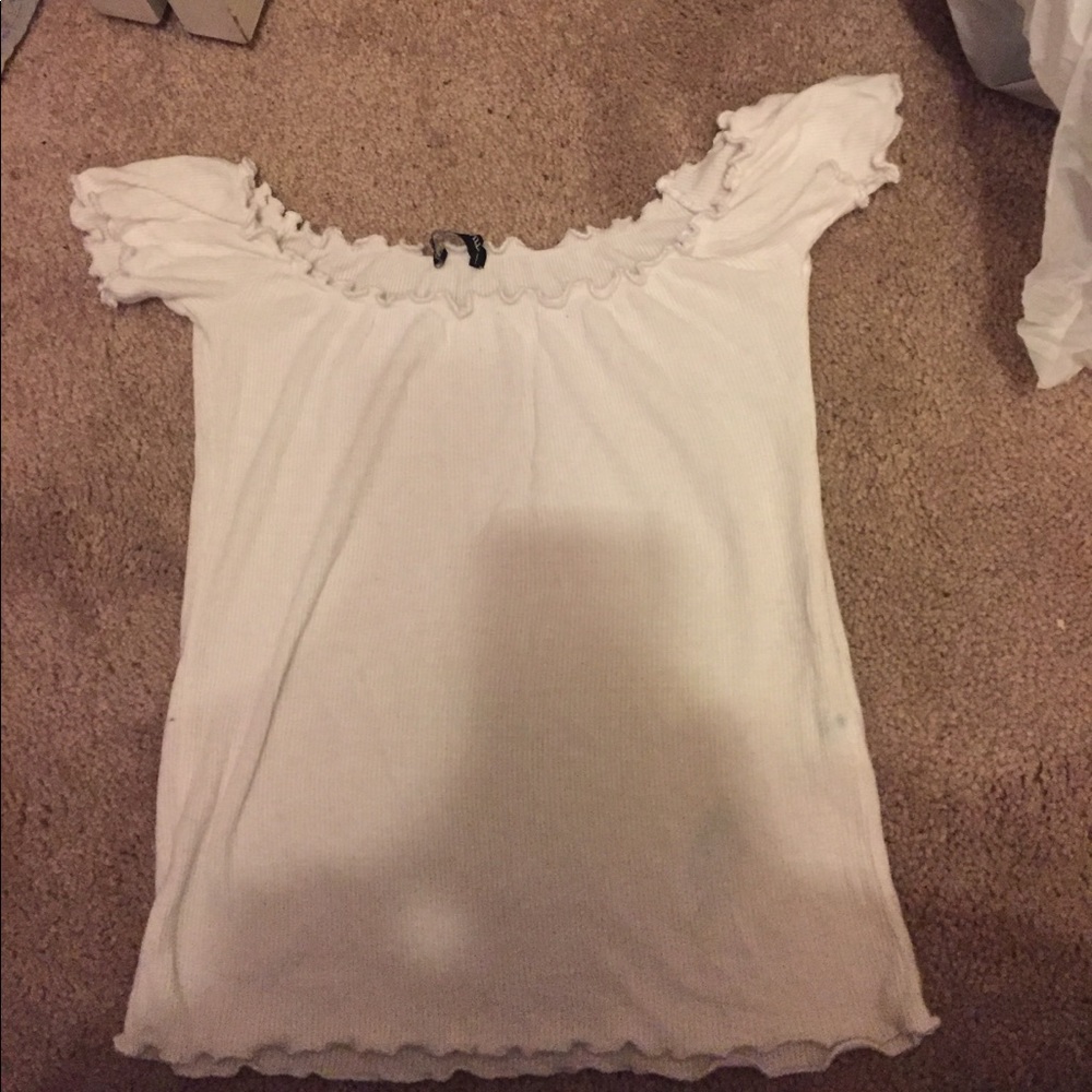 Brandy Melville off the shoulder top