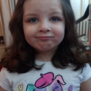 Meet your Posher, Kassandra