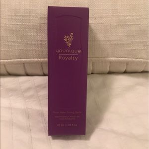 Younique Rose Water Toning Spritz