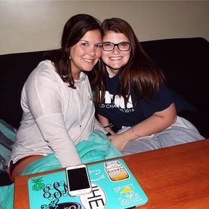 Meet your Posher, Elaina