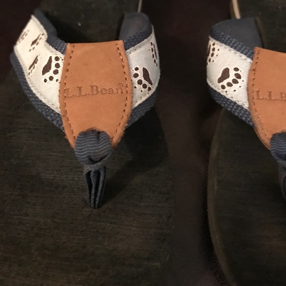 LL BEAN size 6 dog paw flip flops - Picture 2 of 4