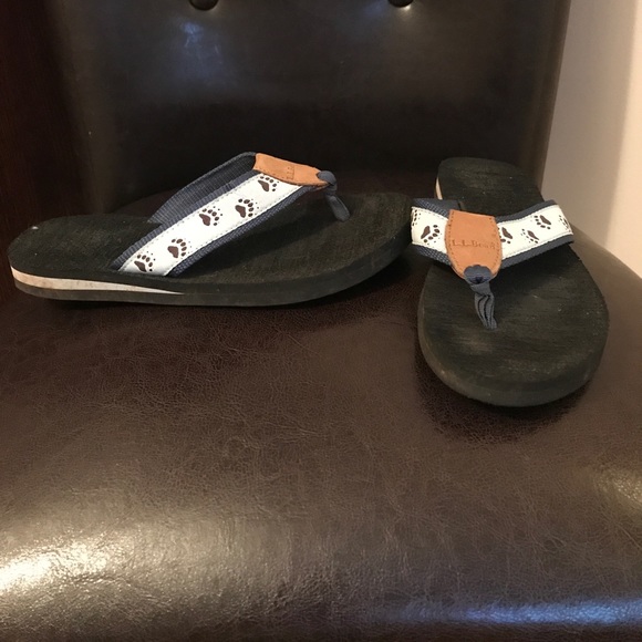 LL BEAN size 6 dog paw flip flops - Picture 4 of 4