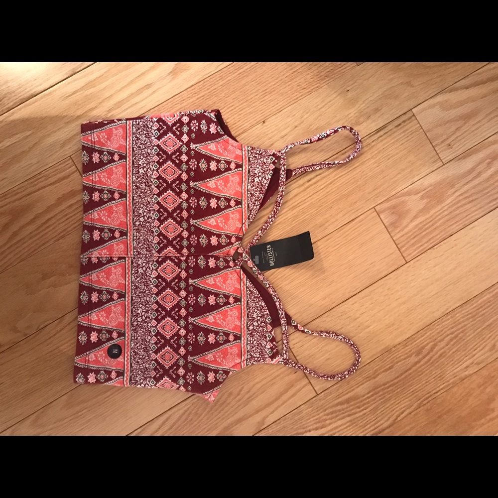 Hollister Crop Top