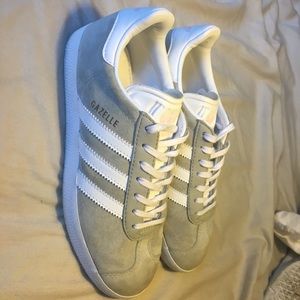 Custom Gazelle Adidas.