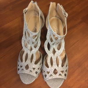 7.5 silver sparkle wedge sandals