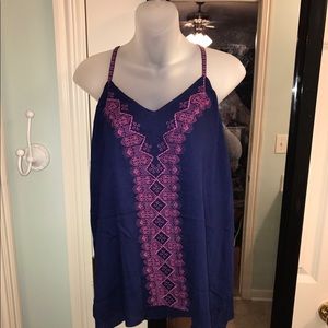 NWT navy Francesca's tank top