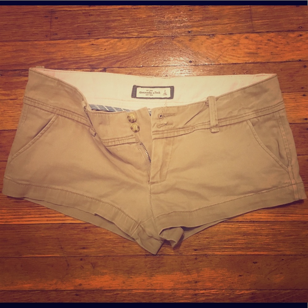 Tan Abercrombie shorts size-2