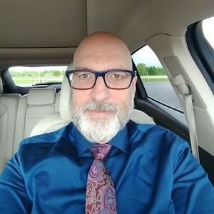 Meet your Posher, Marc