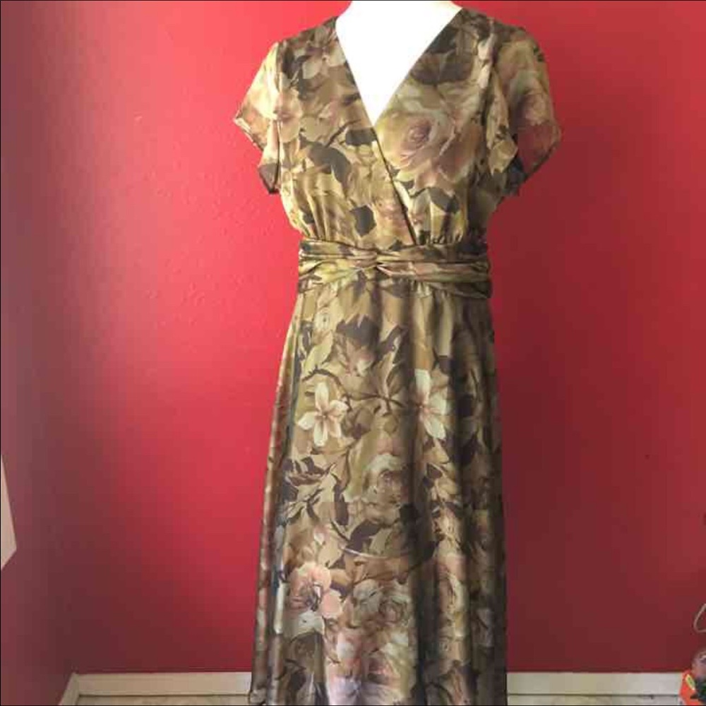 Connected Apparel Shades of Brown Midi Dress 16