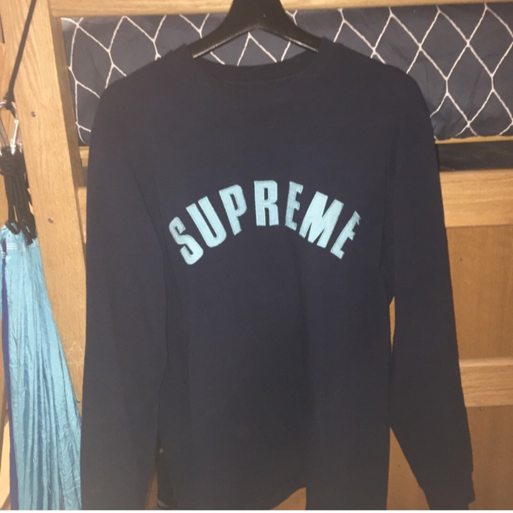 SUPREME ARC LOGO