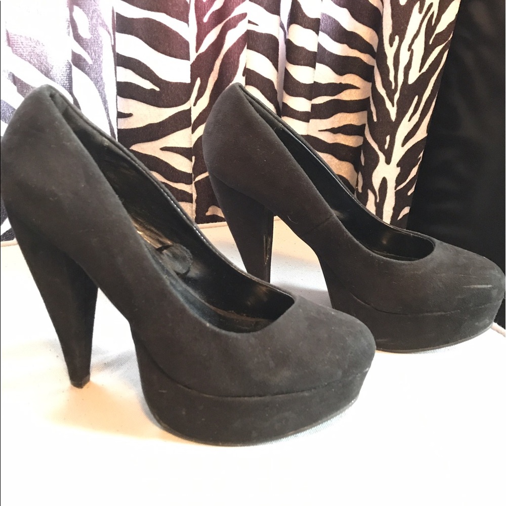 Forever 21 black heels
