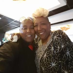 Meet your Posher, Renee