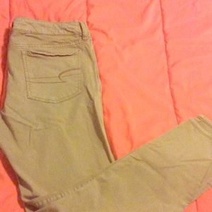 Khaki Jegging pants