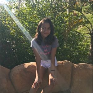 Meet your Posher, Dakota