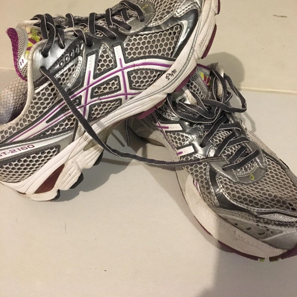 Asics GT-2160 running shoe