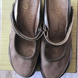 Jambu Santiago Slip On style 9