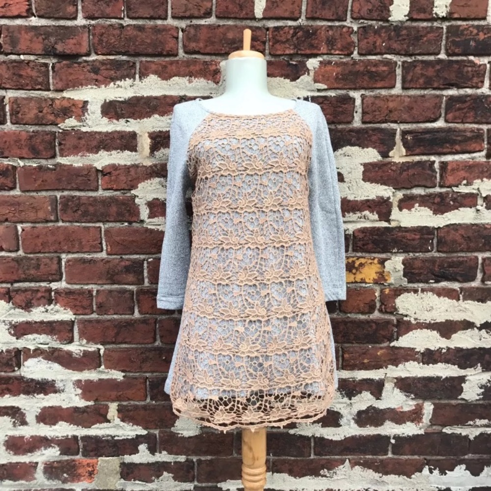 Anthropologie S Rare Lace Le Pompe Sweatshirt Top - Picture 2 of 7