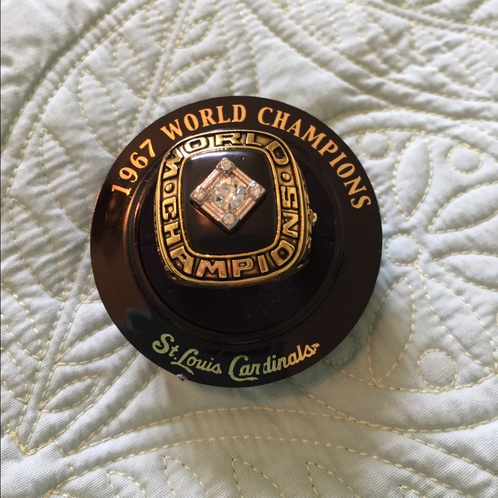St. Louis Cardinals 1967 World Series Replica Ring
