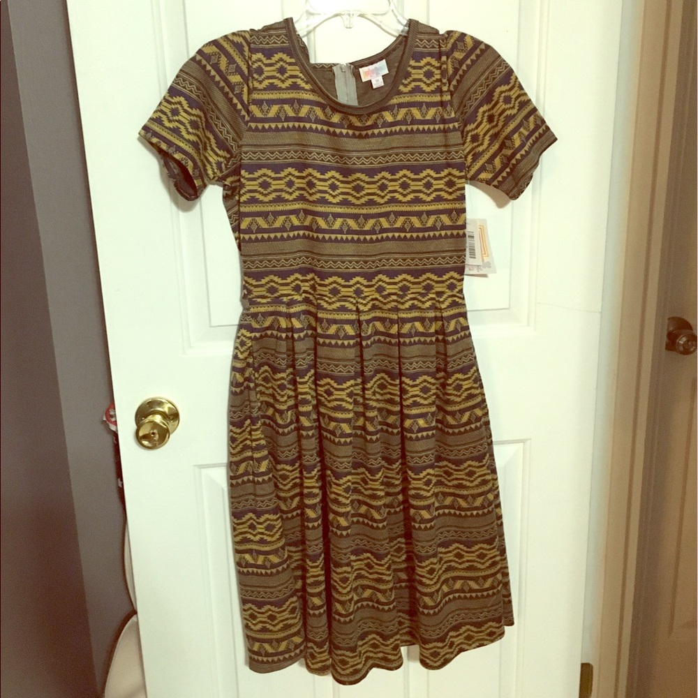 NWT Lularoe Amelia