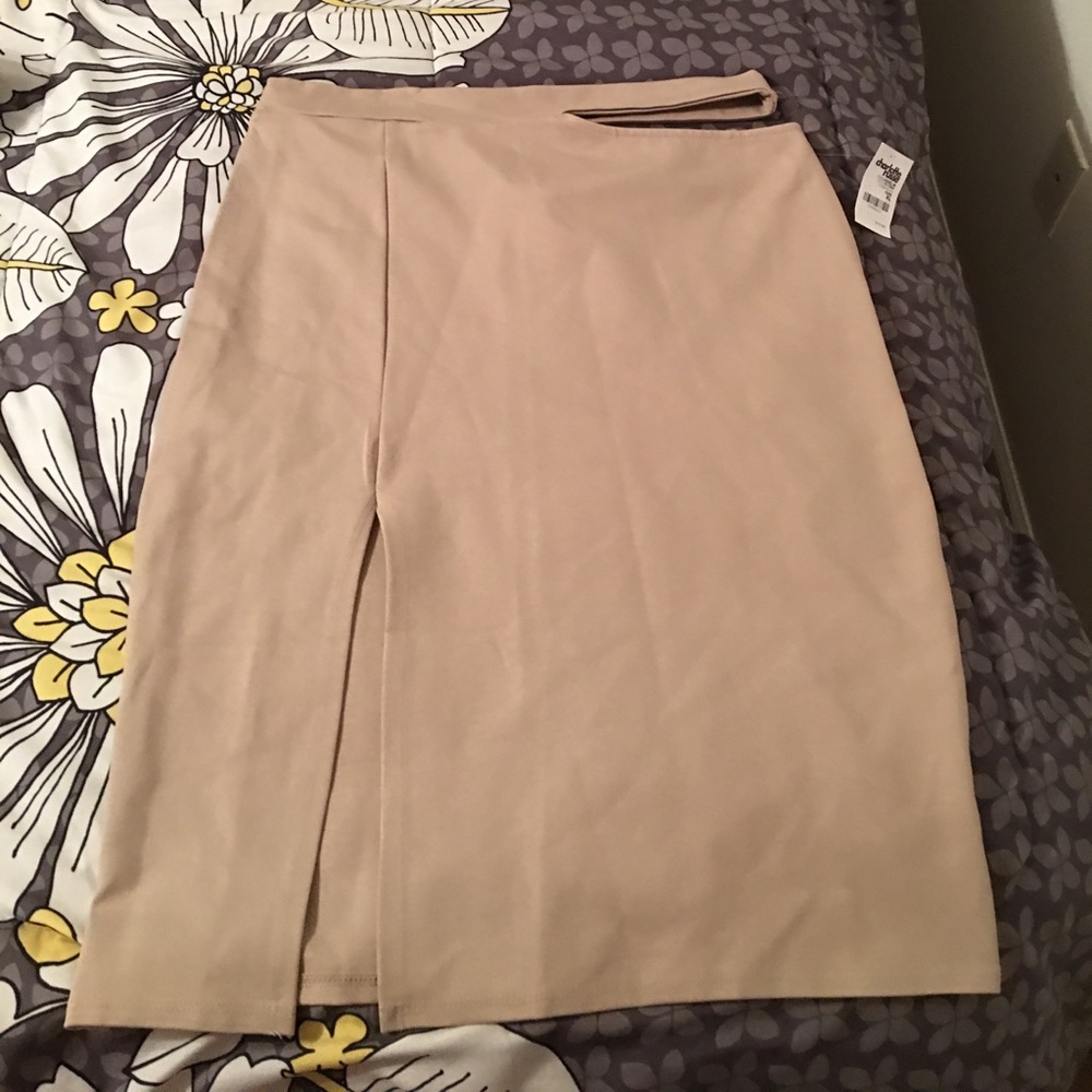 Cut Out A line Skirt