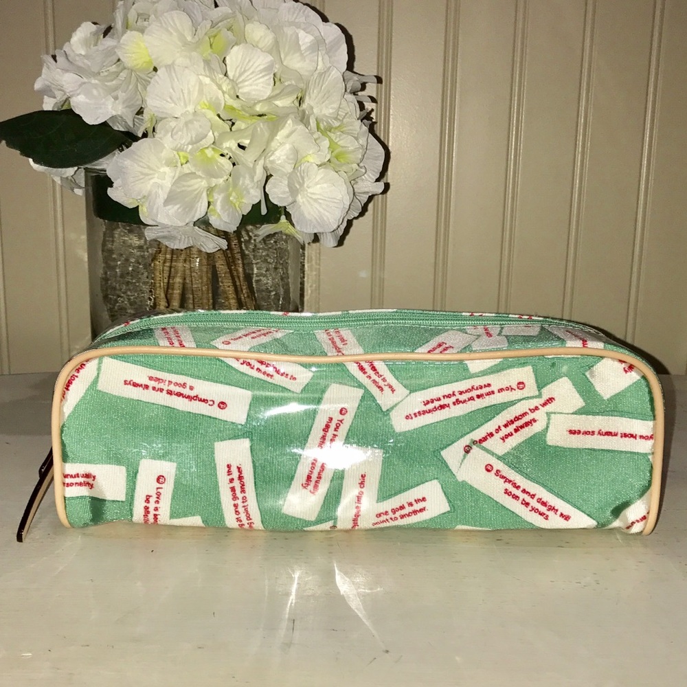 Kate Spade Season Street Large Colin Cosmetic Case