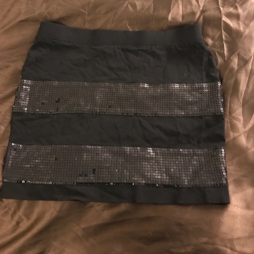 Black skirt with a little shine sequence