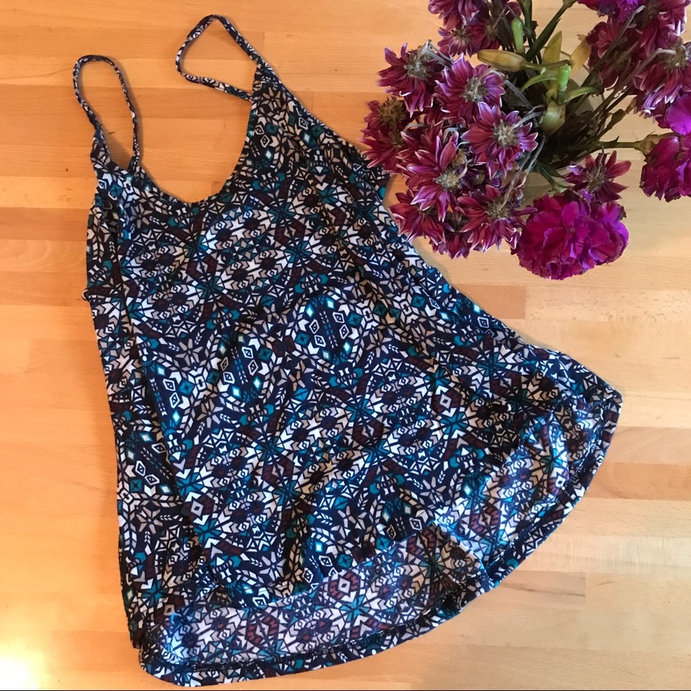 Patterned Swing Tank Top 🔹