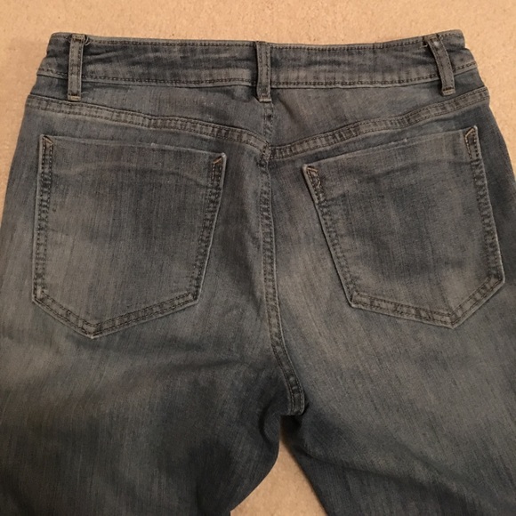 Women's size 8 Vera Wang Jean capris - Picture 4 of 4