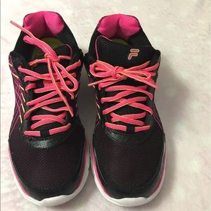 Women's Fila Tennis Shoes.