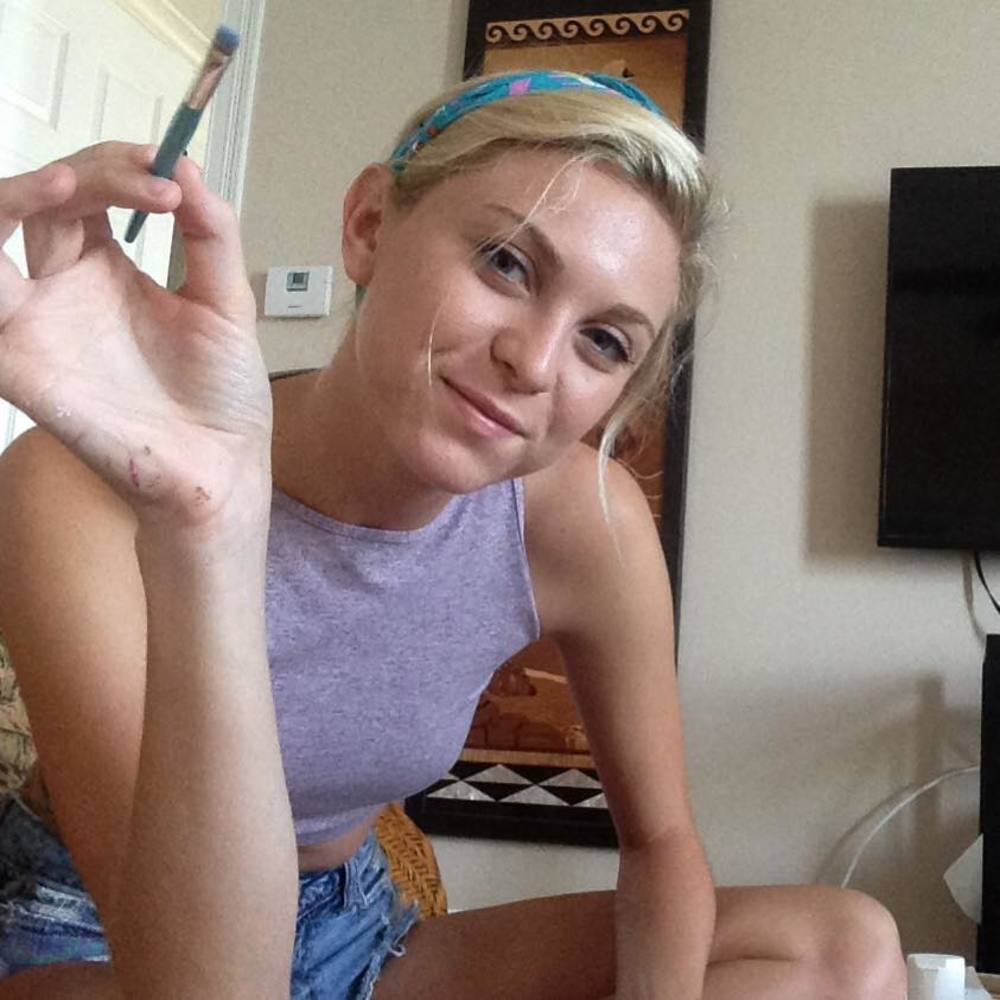 Meet your Posher, Hailey