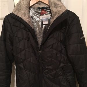Women's Columbia ski jacket size med