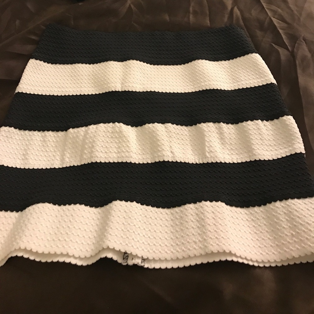 Black and whit striped skirt
